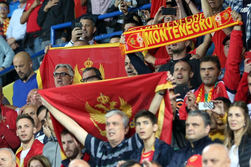 Navijači Crne Gore, Foto: Filip Roganović