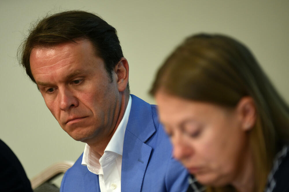 javni dug, Foto: Boris Pejović