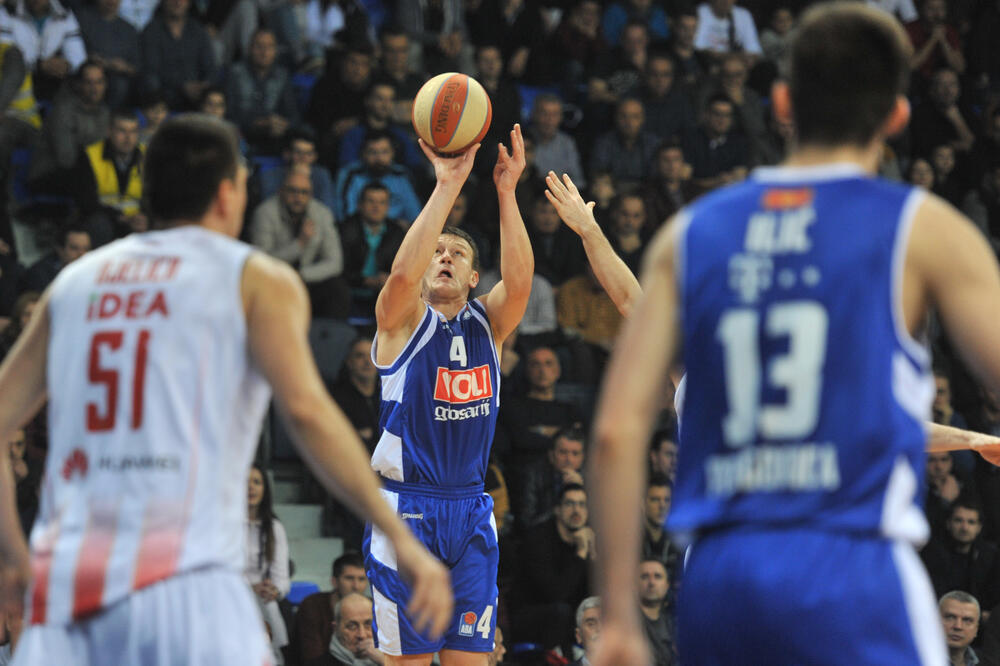 KK Budućnost Voli - KK Crvena zvezda, Foto: Savo Prelević