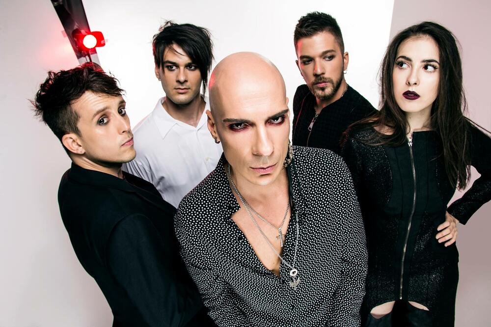 Gift, Foto: Facebook