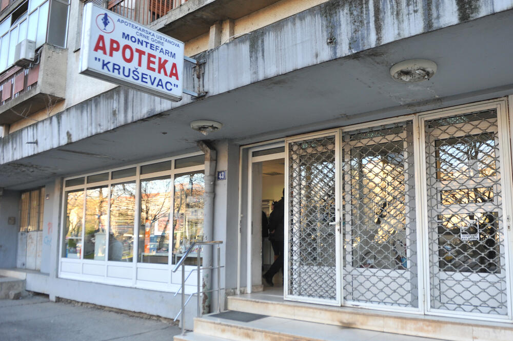 Apoteka, ljekovi, Foto: Savo Prelević