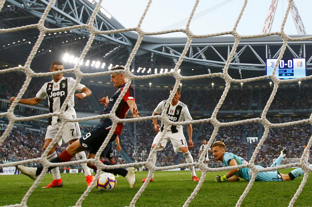Juventus - Đenova, Foto: Reuters