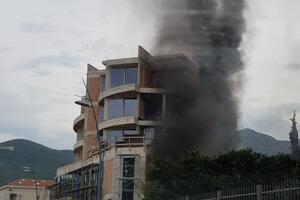Ugašen požar na gradilištu hotela na ulazu u Budvu: Gorio bitumen?
