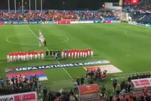 Pogledajte: Intoniranje himni Crne Gore i Srbije na stadionu u...