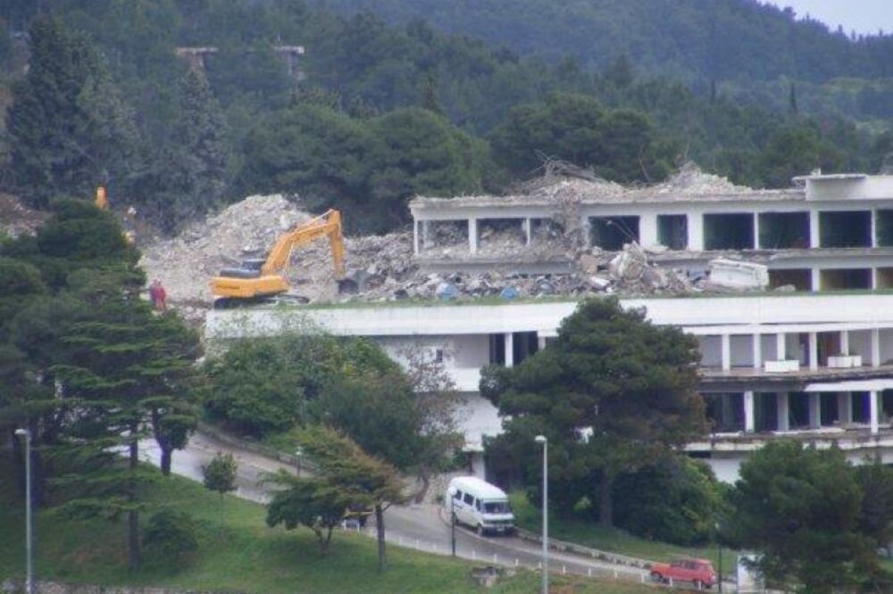 Hotel Galeb (novina)