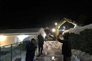 U Šestanima počelo probijanje lokalnih puteva