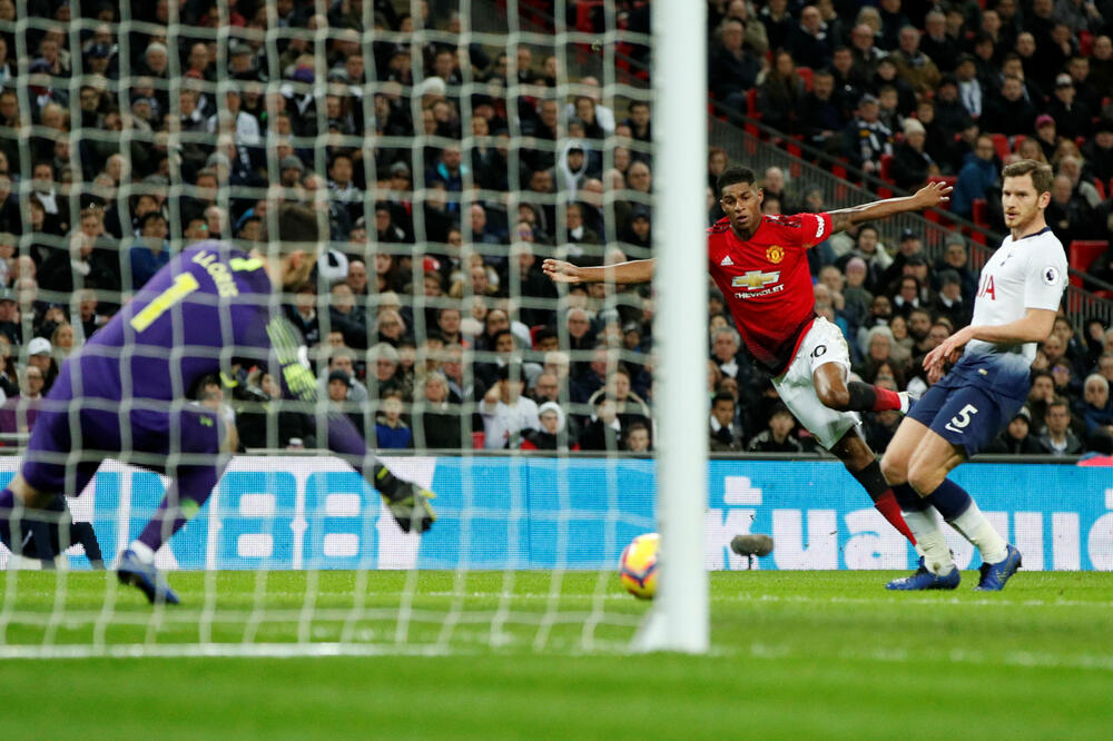 Markus Rašford daje gol odluke, Foto: Reuters
