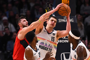 Vučević nadomak dabl-dabla, Jokićevih 40 poena, Dončić kao Kari