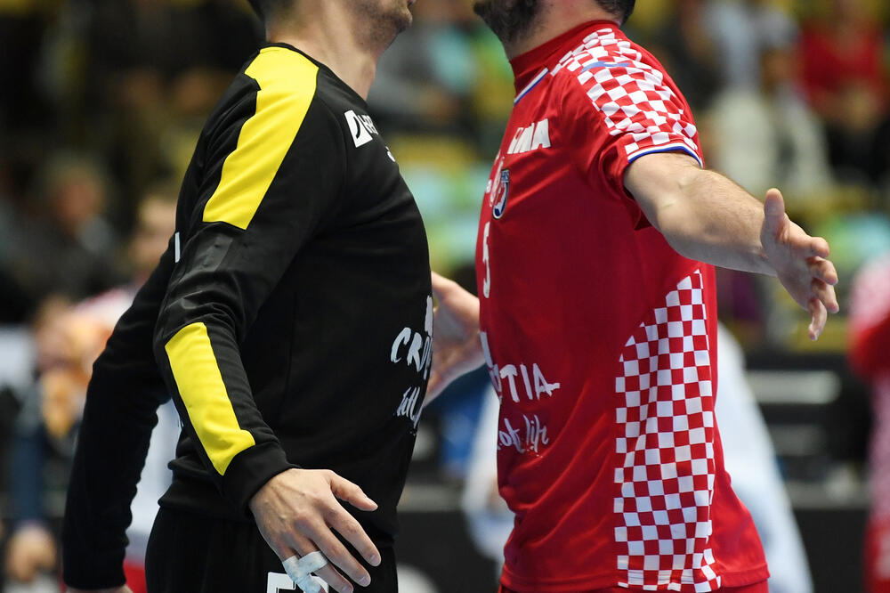 Slavlje Marina Šega i Domagoja Duvnjaka protiv Makedonije, Foto: Reuters