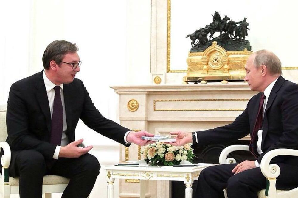 Aleksandar Vučić i Vladimir Putin, Foto: BETAPHOTO