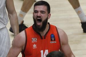 Bojan Dubljević srušio Zvezdu