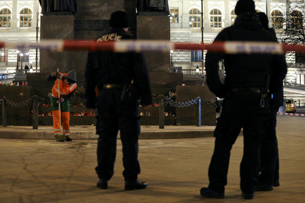 Policija na mjestu događaja, Foto: Reuters