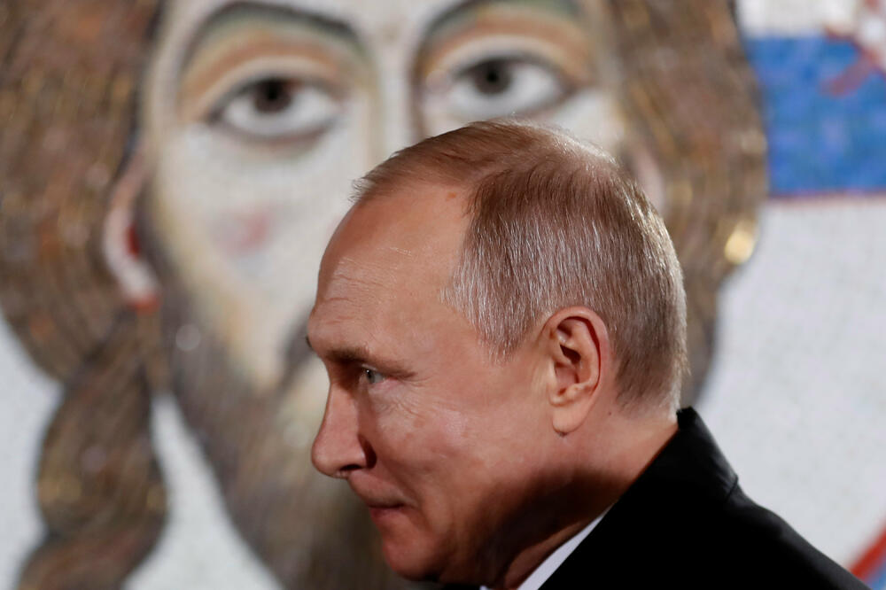 Putin u Hramu svetog Save prilikom nedavne posjete Beogradu, Foto: Reuters