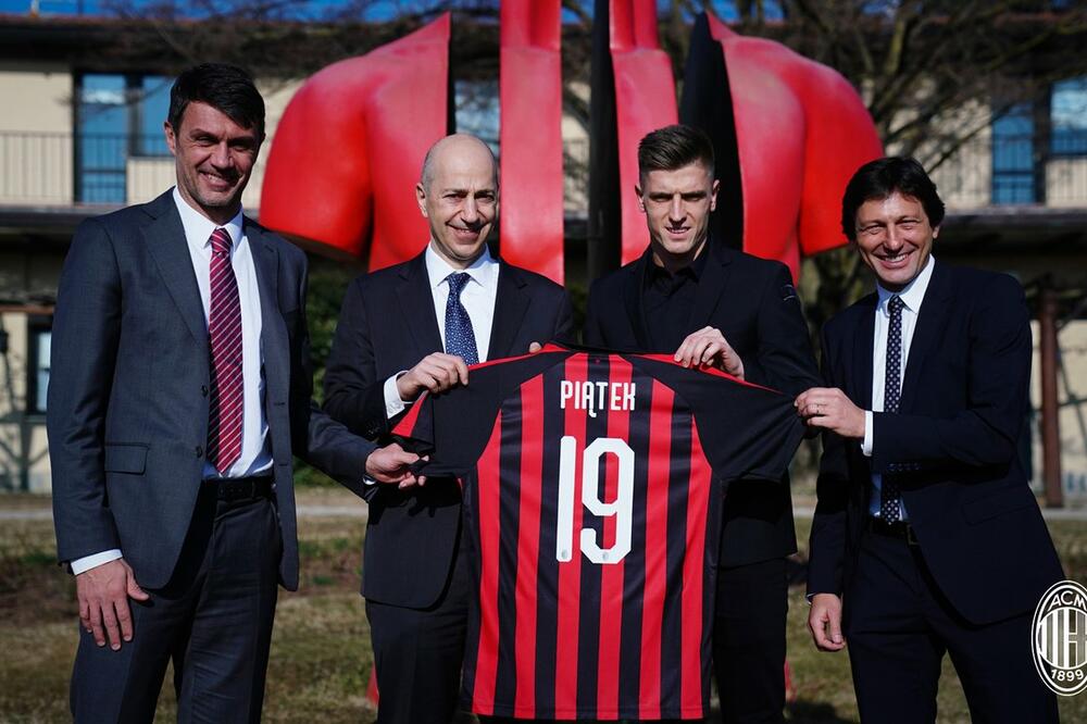 Pjontek sa čelnicima Milana, Foto: AC Milan