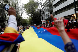 Vojska Venecuele: Samoproglašenje Gvaida za predsjednika je...