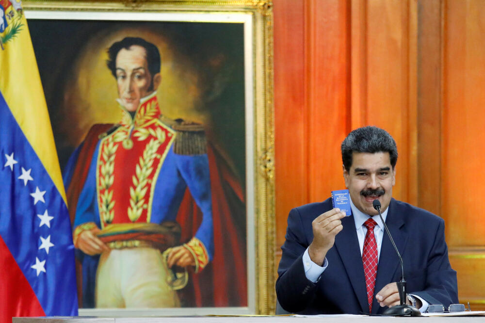 Maduro juče na konferenciji za novinare, Foto: Reuters