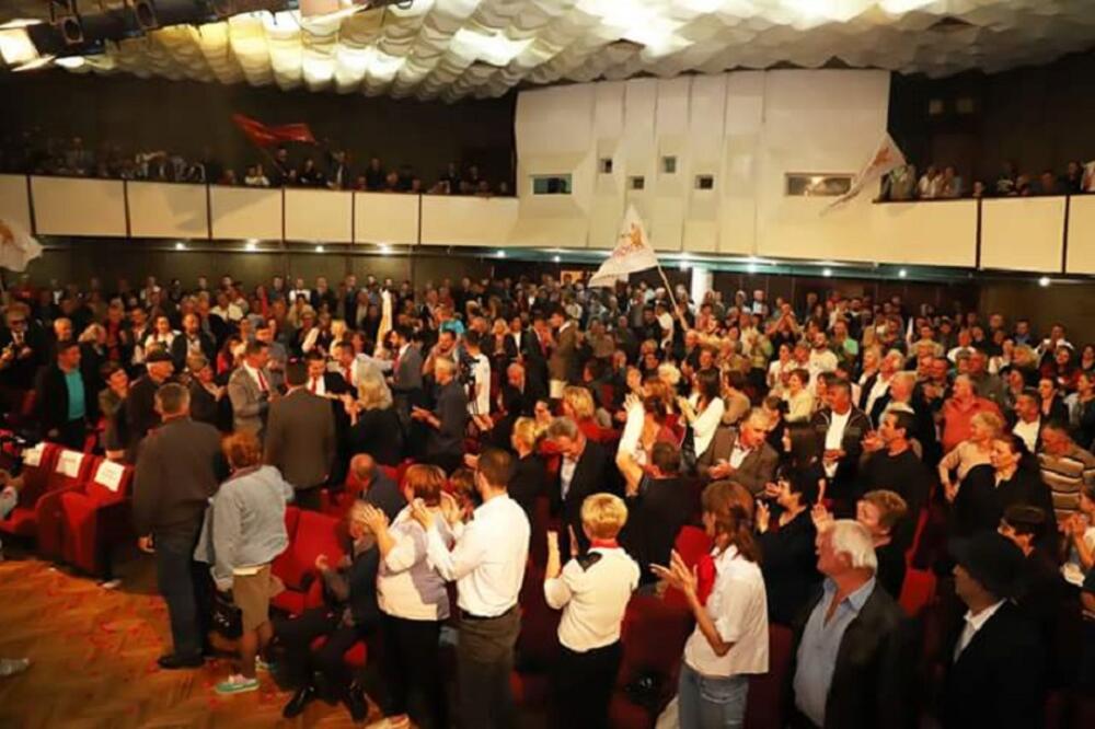 "Ustanovljen niz nepravilnosti": Demokrate, Foto: Demokratska Crna Gora