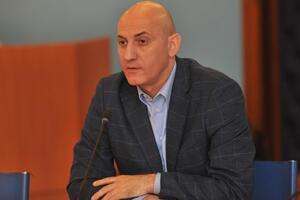 Tomović: Skupština pokrenula postupak razrješenja Đurovića, ali ne...