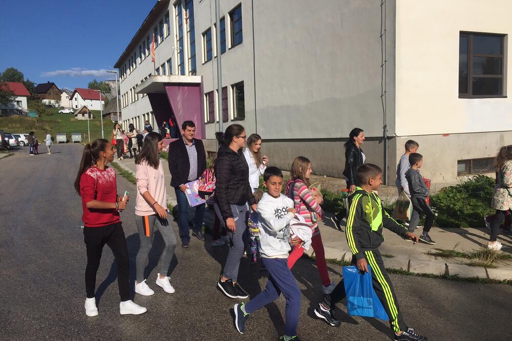 Žabljak, prvi školski dan, Foto: Obrad Pješivac