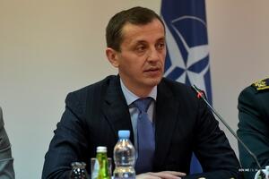 Bošković: Crna Gora podržava članstvo Makedonije u NATO