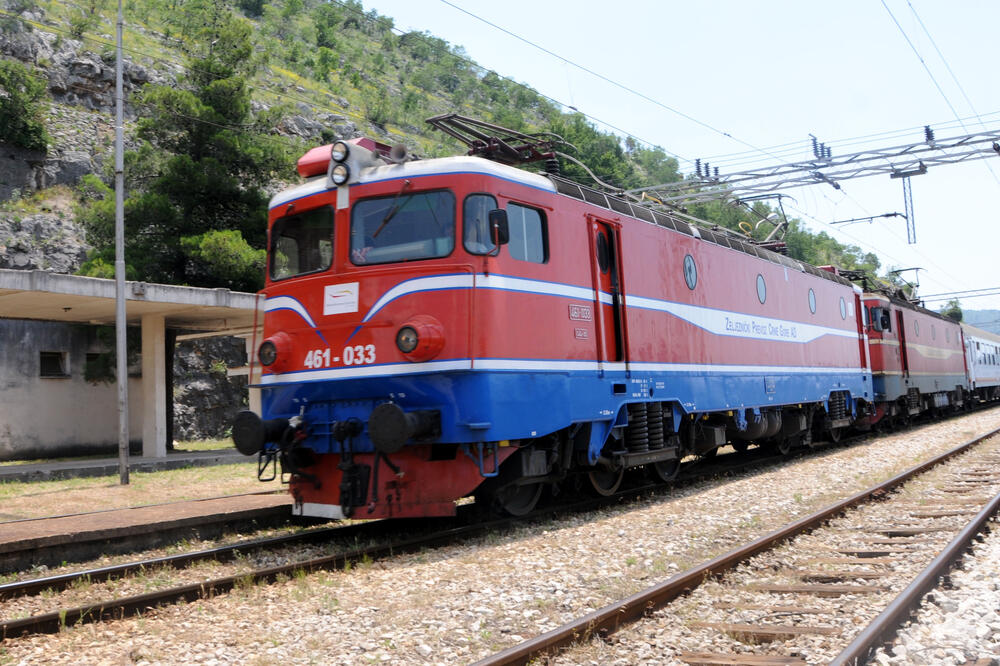 Željeznica, voz, Foto: Boris Pejović