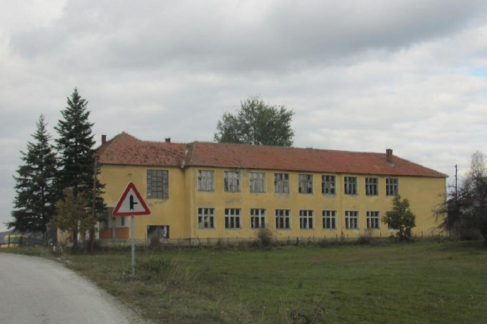 Škola, Mataruge, Foto: Goran Malidžan