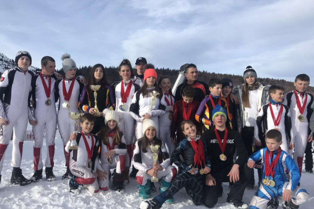 Učesnici, Foto: Privatna arhiva