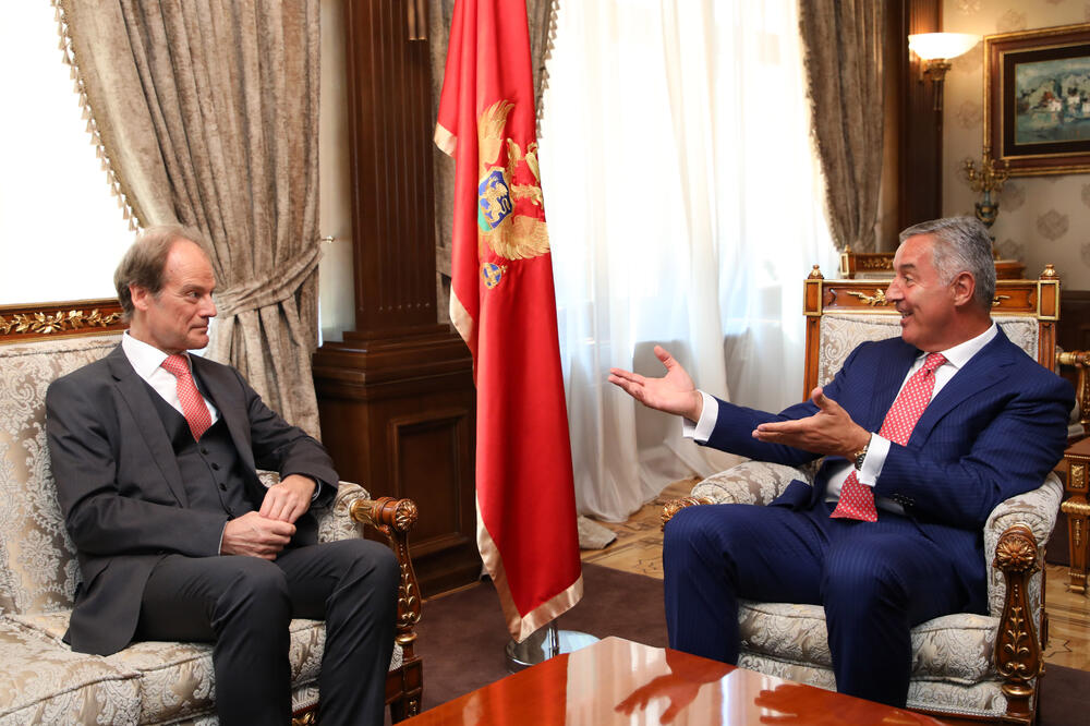 Milo Đukanović, Hans Ginter Matern, Foto: Kabinet predsjednika Crne Gore