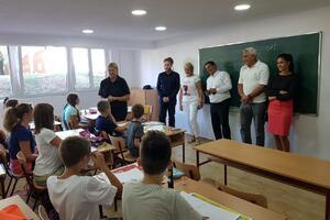 Rotarijanci opremili dvije učionice u Budvi