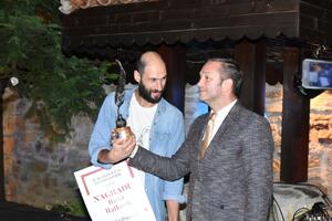Award presented to the Croatian poet: "Marko Pogačar will only become...