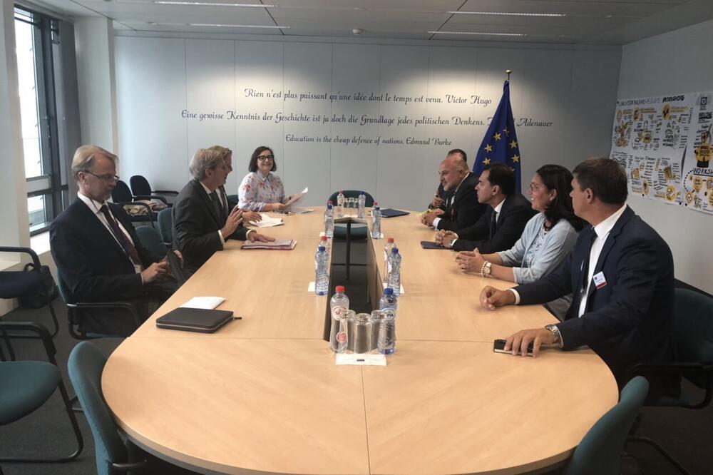 Zoran Pažin, Dragica Sekulić, Johanes Han, Brisel, Foto: Kabinet potpredsjednika Vlade