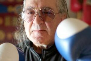 Marijan Beneš sahranjen pod jugoslovenskom trobojkom: Borac,...