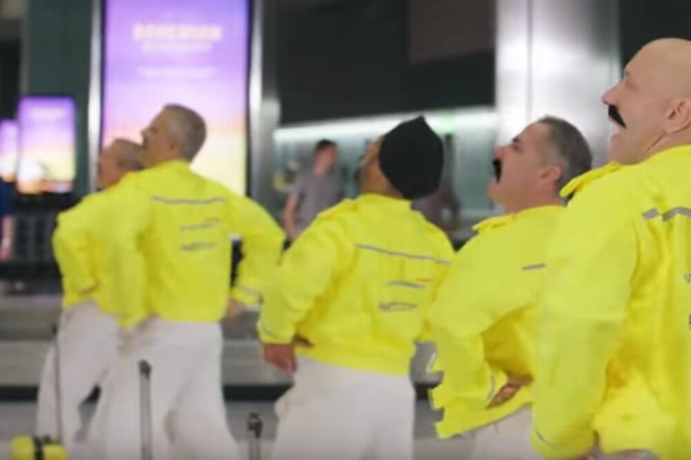 Nosači prtljaga, Hitrou, Foto: Screenshot (YouTube)