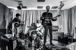 Sound Floor: Odbijamo da prodamo svoj san