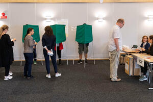 Izlazne ankete: Vladajuće socijaldemokrate vode na izborima u...