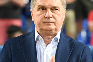 Tumbaković: Bez kompleksa ćemo ući u meč sa Srbijom