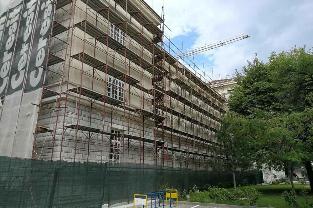 Gimnazija Slobodan Škerović, Foto: Facebook.com