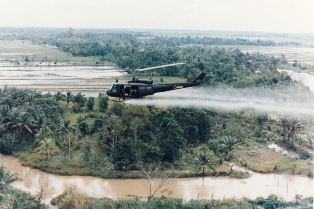 Helikopter SAD, Vijetnam, Foto: Wikimedia Commons