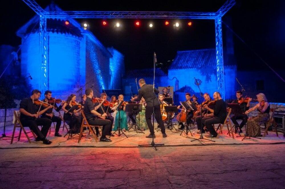 No Borders Orchestra, Foto: Grad teatar