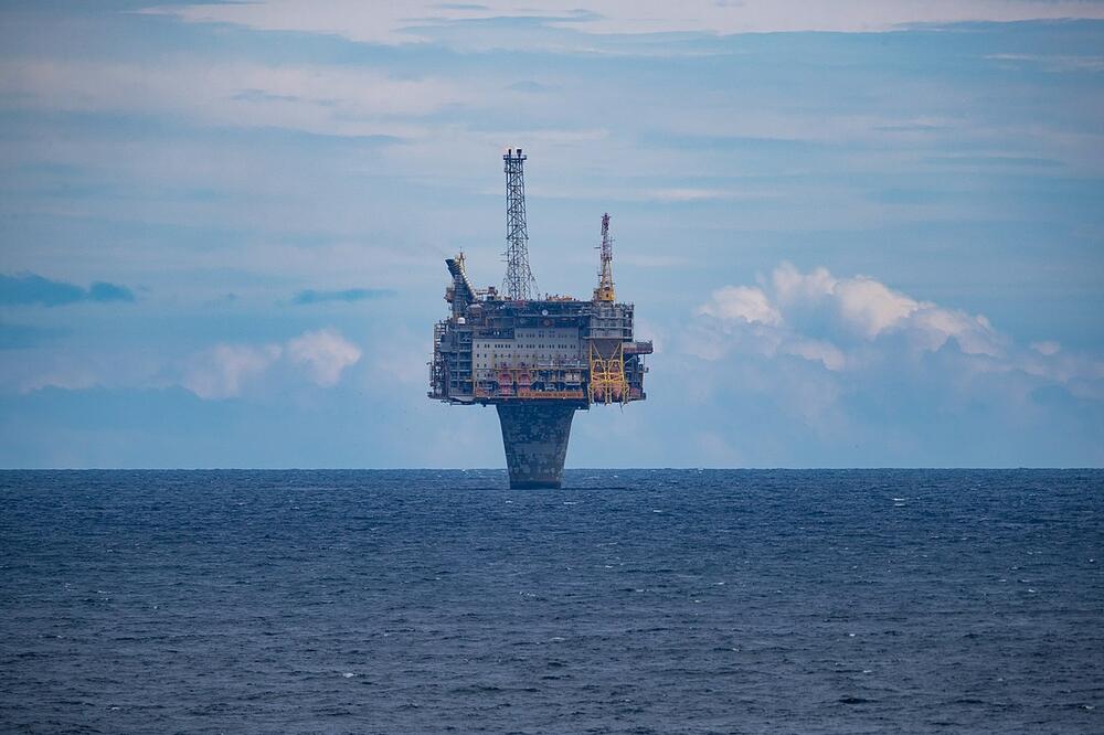naftna bušotina, Foto: Wikimedia/Sven Mandel