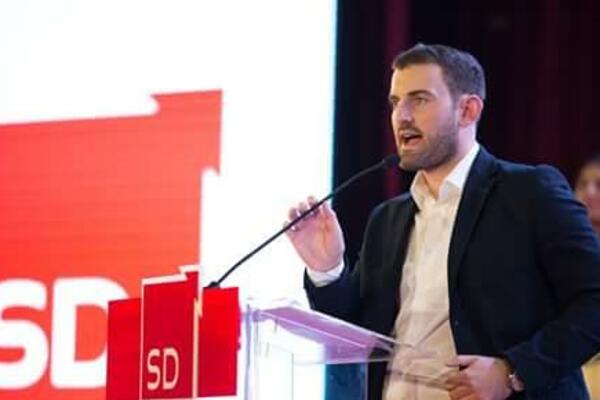 Šušter DF-u: No pasaran gospodo iz Dražinog fronta