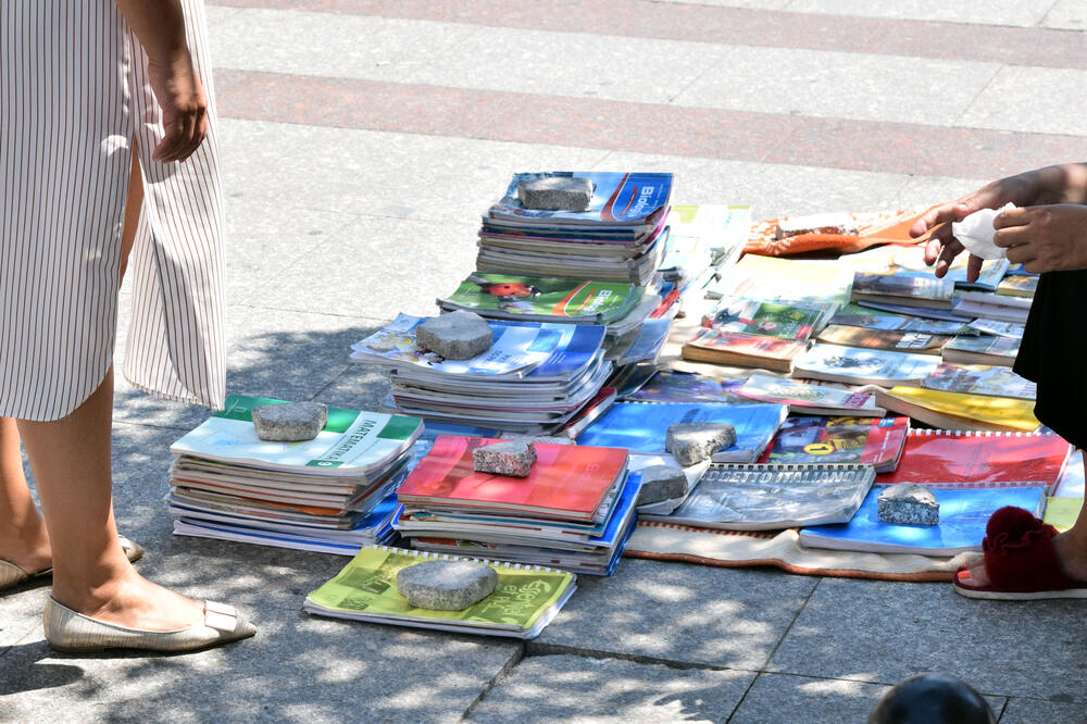 Udžbenici, Foto: Luka Zeković