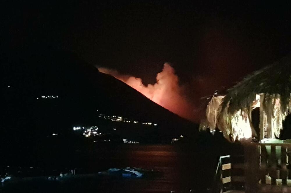 Paštrovska gora, požar, Foto: Čitalac "Vijesti"