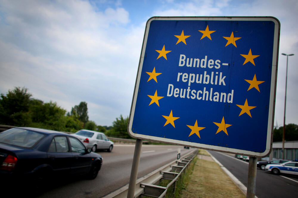 Njemačka (novine), Foto: Oliver Berg