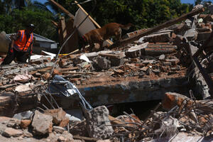 Najmanje 13 žrtava zemljotresa u Indoneziji