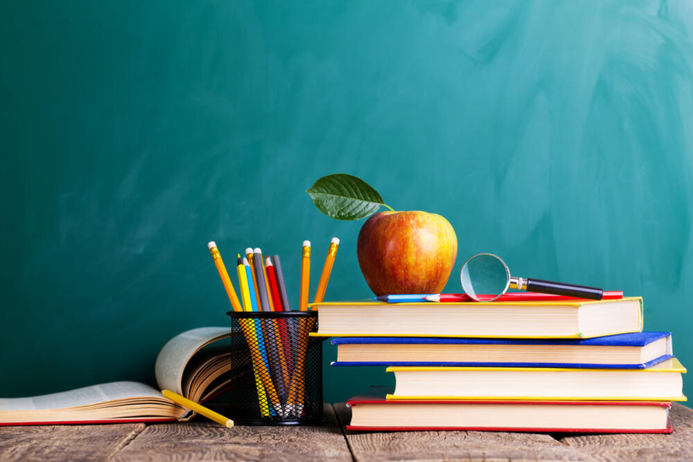 udžbenici, knjige, Foto: Shutterstock