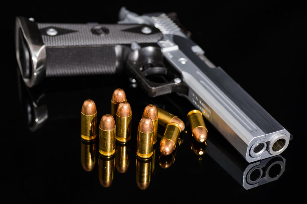 pištolj, mafija, karteli, Foto: Shutterstock
