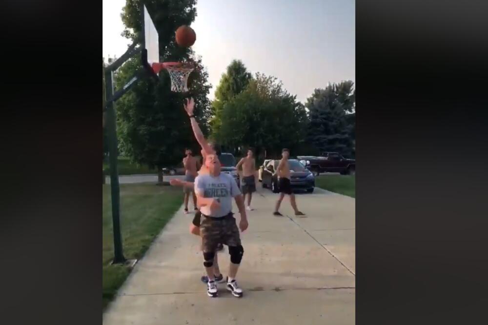 djed košarkaš, Foto: Printscreen