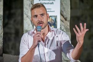 Na srpskoj književnoj sceni su faraoni i karteli