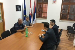 Milačić Srbima u Hrvatskoj: Izvinite, većinska Crna Gora ne slavi...